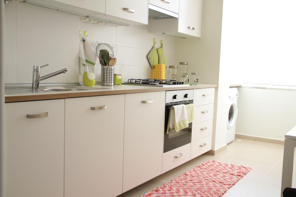 Apartment House กอสตา ดา กาปาริกา ภายนอก รูปภาพ