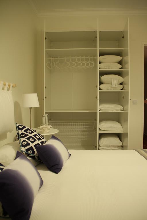 Apartment House กอสตา ดา กาปาริกา ภายนอก รูปภาพ